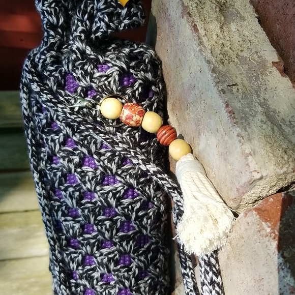 Yoga Mat Bag w/drawstring and Wood Bead Tassel Keychain Crochet - Picture 4 of 10